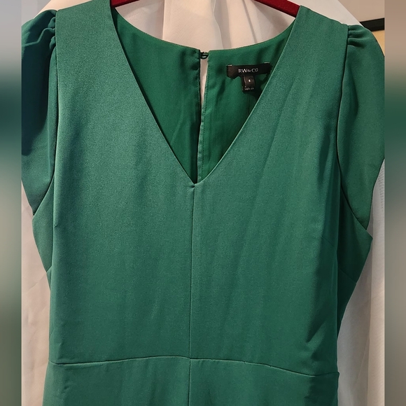 RW&CO -Jumpsuit - Picture 5 of 6